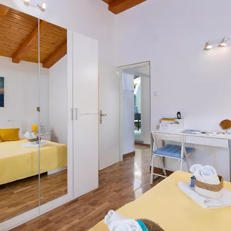 The Rooftop Apartment Punat Exterior photo