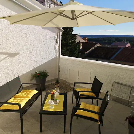 The Rooftop Apartment Punat Exterior photo