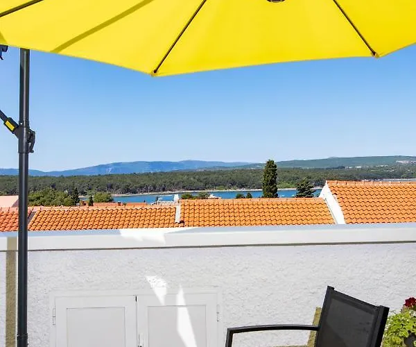 The Rooftop Apartment Punat